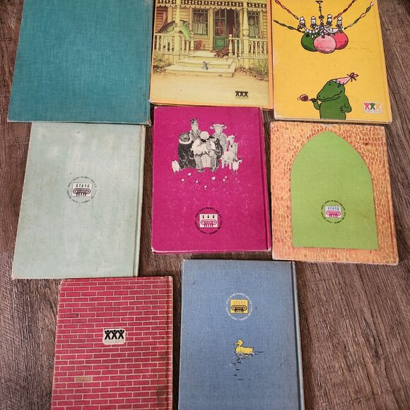 Vintage Weekly Readers Children books hardback  total 8 - Picture 2 of 16